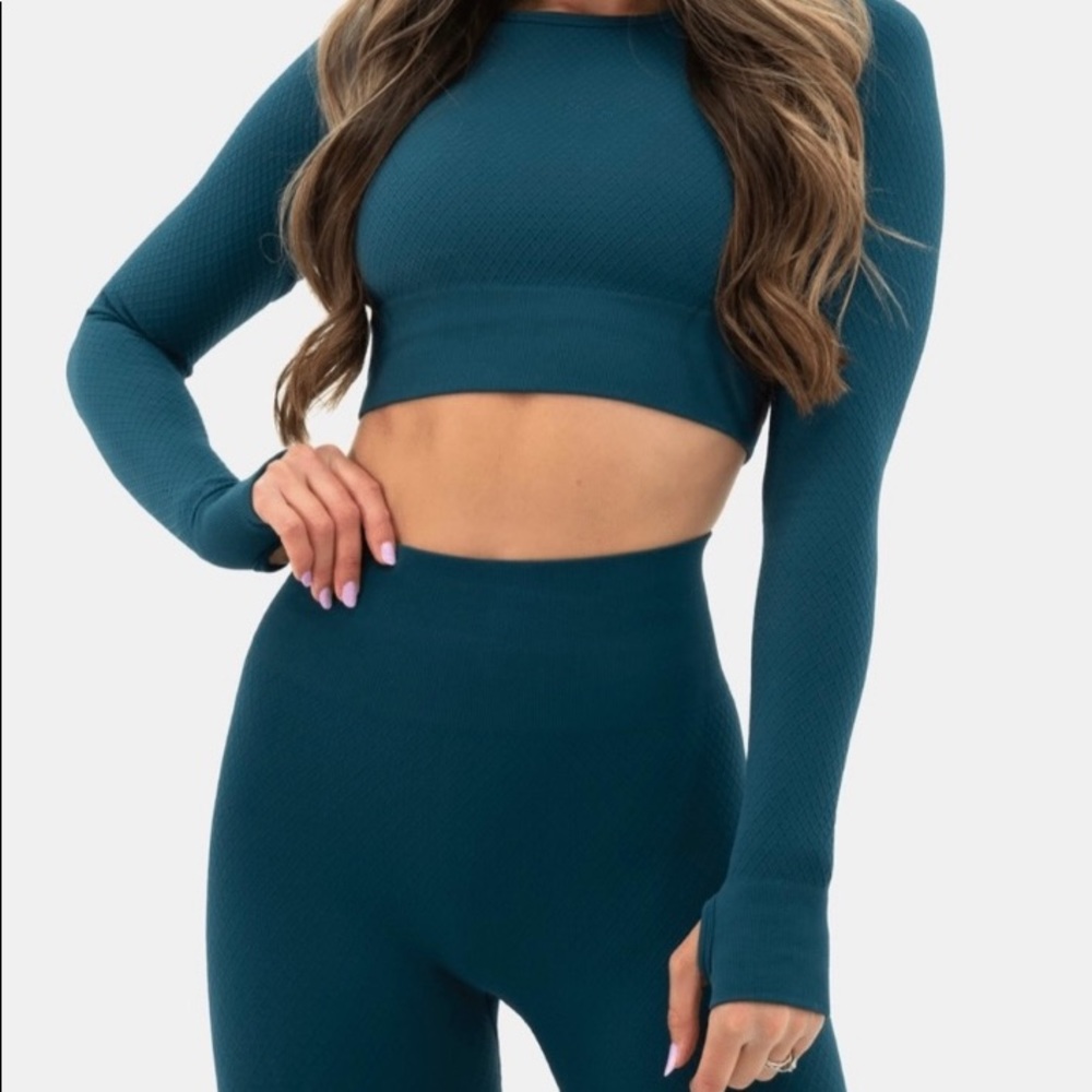 Balance Athletica Quartz Collection The Energy Crop - Topaz